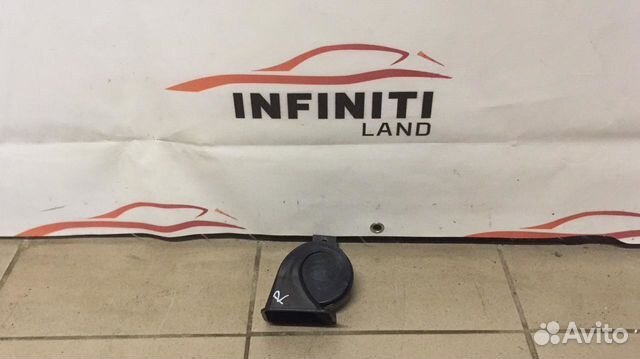 Сигнал гудок высокий правый Infiniti QX56 QX80 Z62