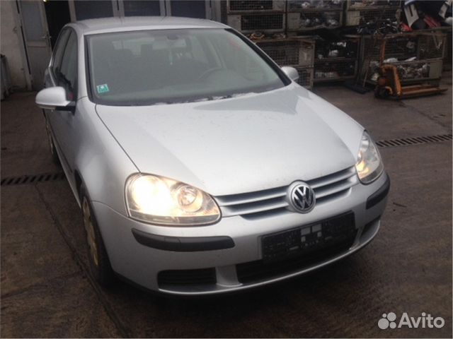 Дверь капот фара бампер Volkswagen Golf 5
