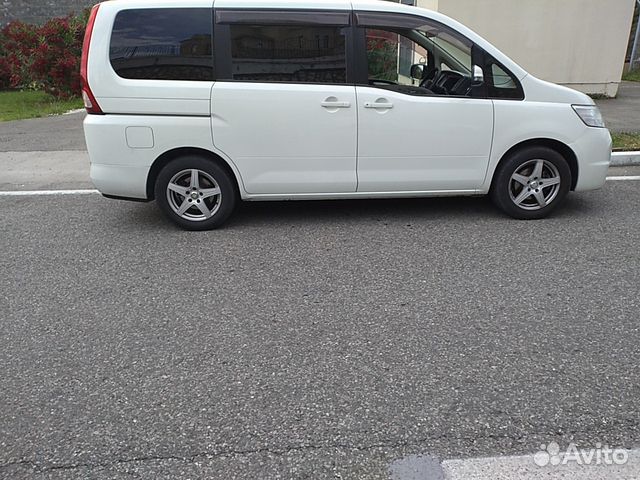 Nissan Serena 2.0 CVT, 2009, 202 524 км