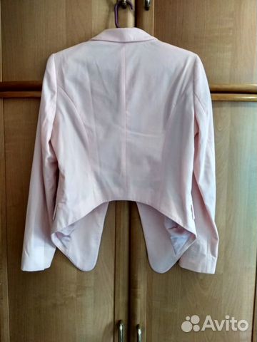 Льняной жакет фирмы Zara (Испания) Льняной жакет фирмы Zara (Испания)