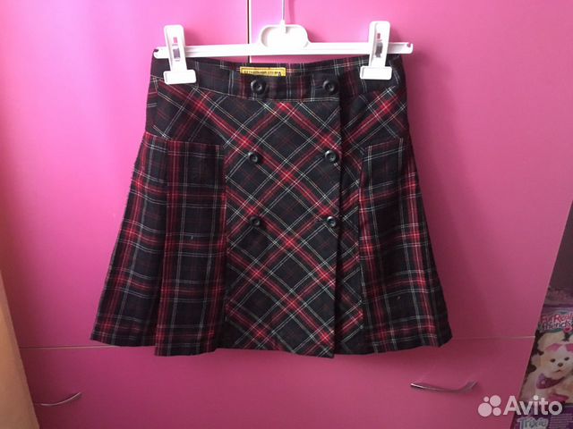 Школьная форма зелёная (сарафан, юбка и блузки)