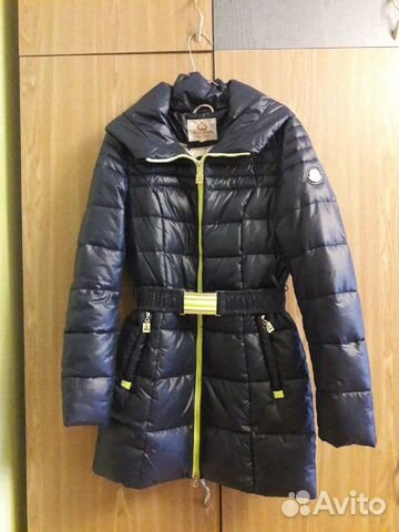 Зимний пуховик(новый) + шарф Зимний пуховик(новый) + шарф