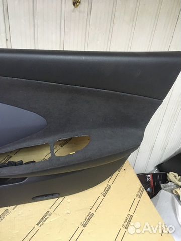 Nissan Primera P12 обшивка двери правой новая Nissan Primera P12 обшивка двери правой новая