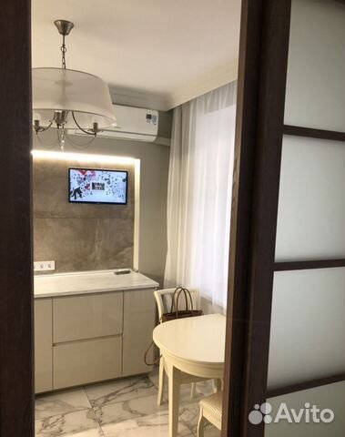 1-к квартира, 42 м², 4/14 эт. 1-к квартира, 42 м², 4/14 эт.