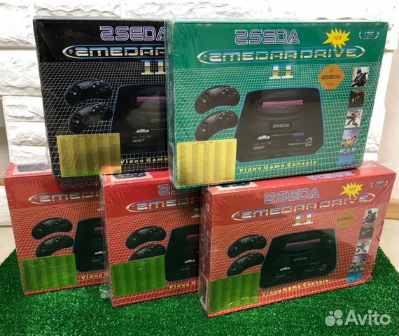 Sega Mega Drive 368 игр + 2 Геймпада