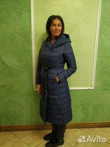 Стильное пальто с капюшоном Италия Стильное пальто с капюшоном Италия