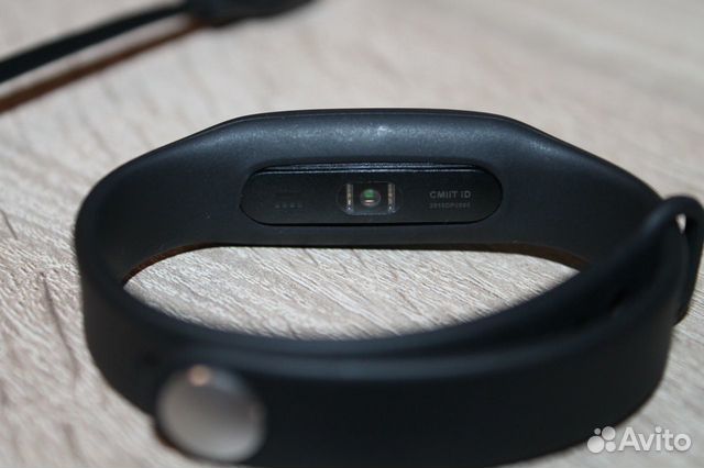 Xiaomi Mi Band новые Xiaomi Mi Band новые