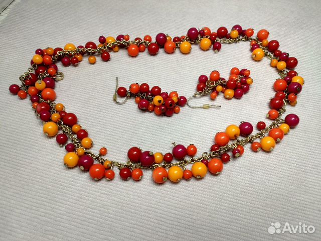Ожерелье с сережками Ожерелье с сережками