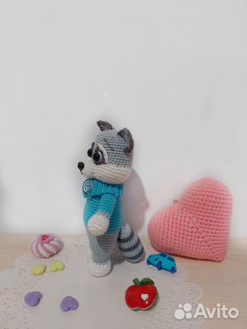 Игрушка енотик 12см, вязаная крючком