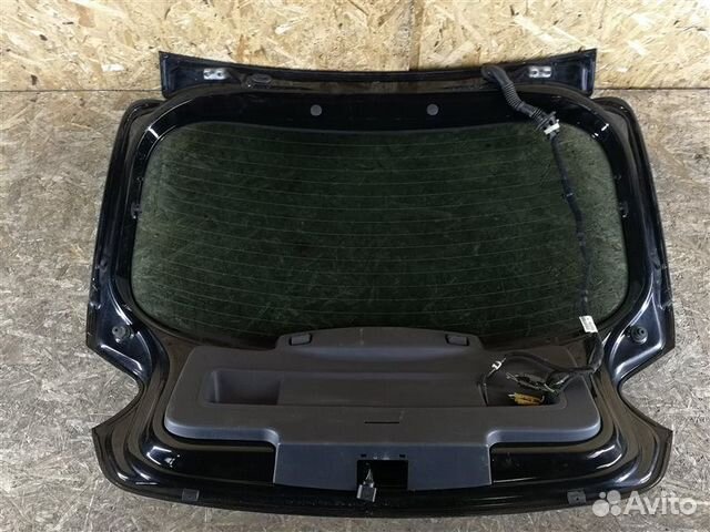 Дверь багажника Seat Ibiza V 2009 Дверь багажника Seat Ibiza V 2009
