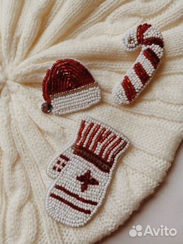 Серьги и броши из бисера