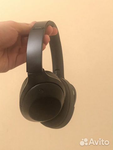 Беспроводные наушники Sony MDR-1000X как новые Беспроводные наушники Sony MDR-1000X как новые
