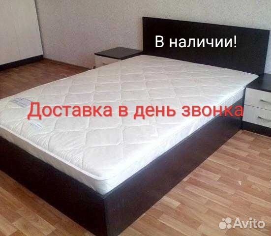 Кровать с матрасом