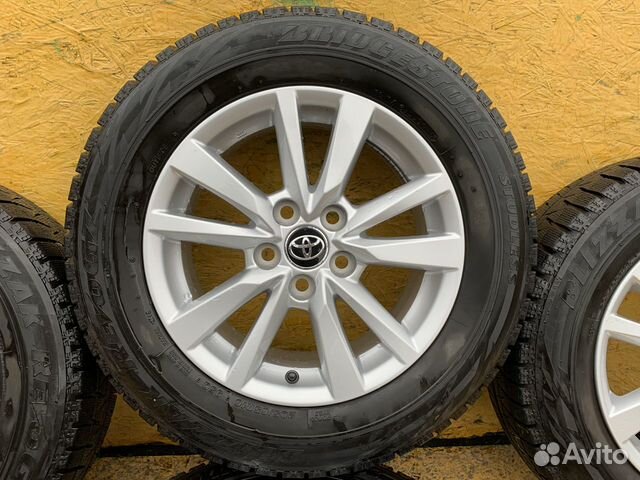 Оригинальные колёса на Toyota Camry V70 R16 Оригинальные колёса на Toyota Camry V70 R16