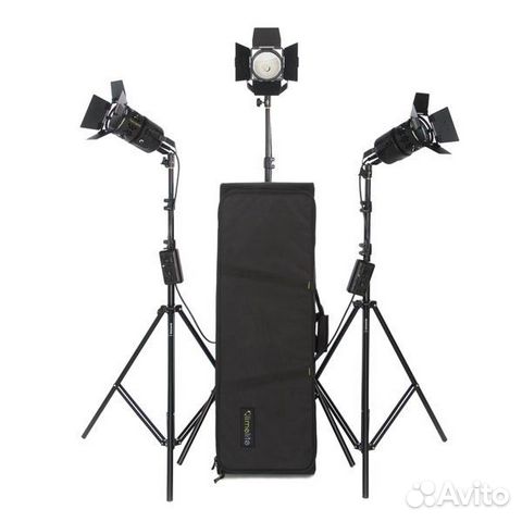 Комплект галогенных приборов Bowens Limelite Комплект галогенных приборов Bowens Limelite