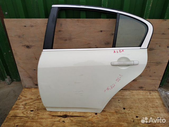 Дверь задняя левая Infiniti G25 V36 2006-2009