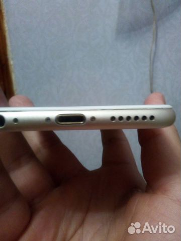 Телефон iPhone