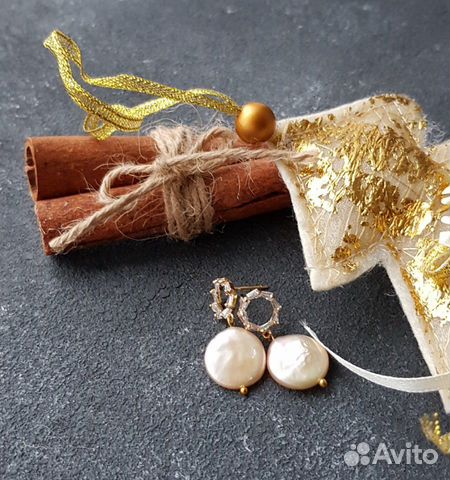 Серьги с натуральным жемчугом