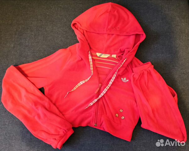 Спортивная женская кофта adidas, размер 42-44 Спортивная женская кофта adidas, размер 42-44