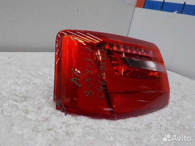 Фонарь задний левый наружный на Audi A6