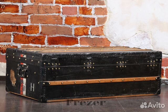 Louis Vuitton Black Trianon 