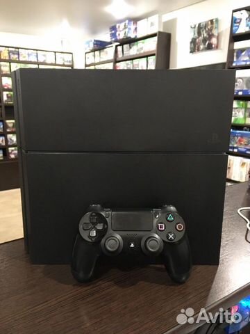 Sony PS4 500 Gb (CUH1208a) Sony PS4 500 Gb (CUH1208a)