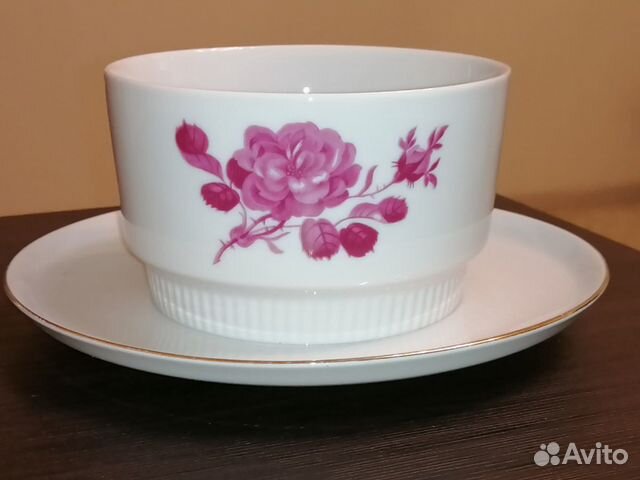 Столовый предмет из сервиза 