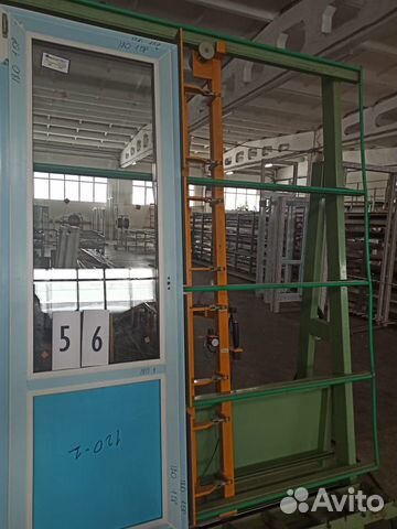Готовая пластиковая дверь Готовая пластиковая дверь