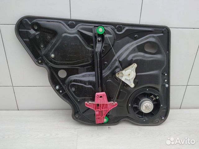 Стеклоподъемник задний правый 3AF839462C VW Passat