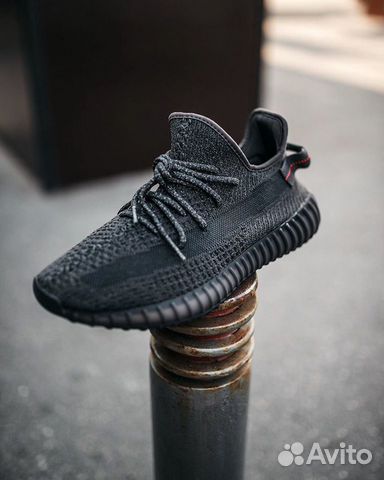 Adidas Yeezy Boost черные Adidas Yeezy Boost черные