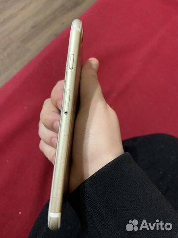 Телефон iPhone
