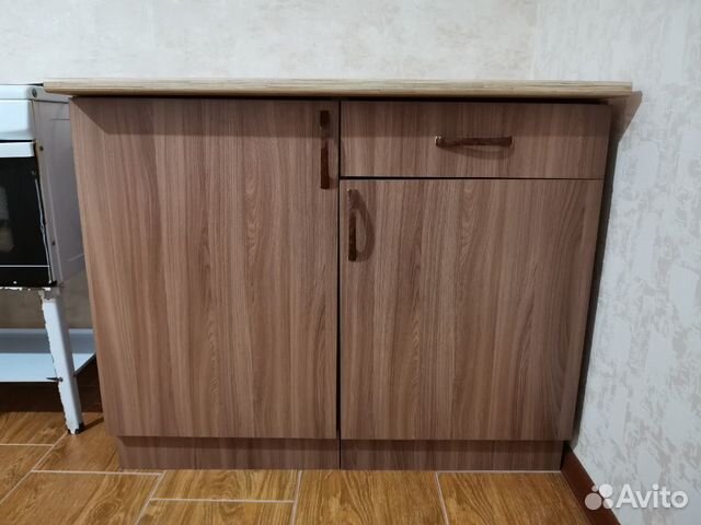 Кухонная тумбочка