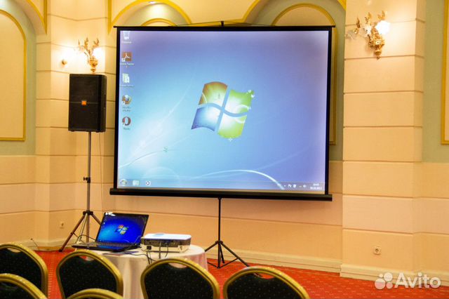 Аренда проектора и экрана