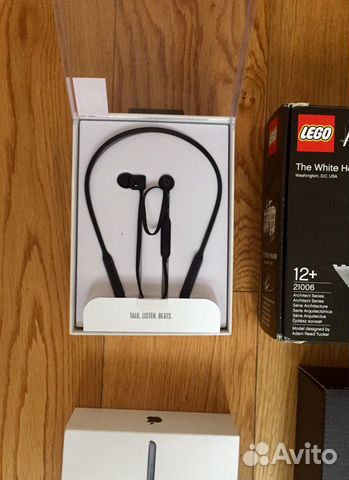 Беспроводные наушники Beats X Беспроводные наушники Beats X