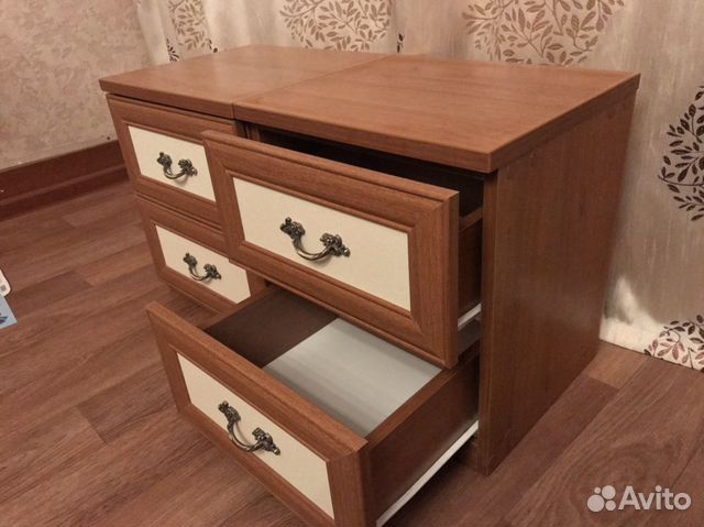 Новая Прикроватная тумба