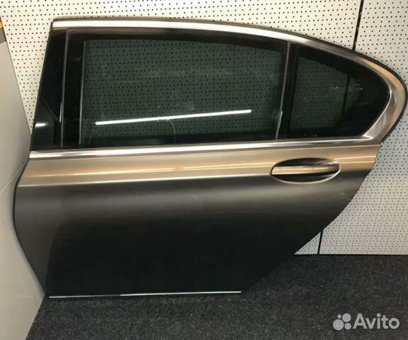 Bmw g12 дверь задняя левая Bmw g12 дверь задняя левая
