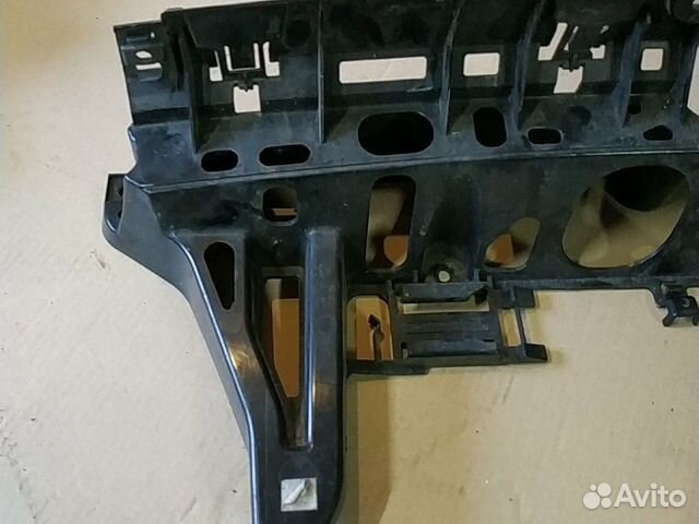 Кронштейн заднего бампера центральный BMW X5 E70