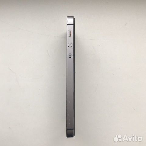 iPhone 5s 16Gb + полный комплект iPhone 5s 16Gb + полный комплект