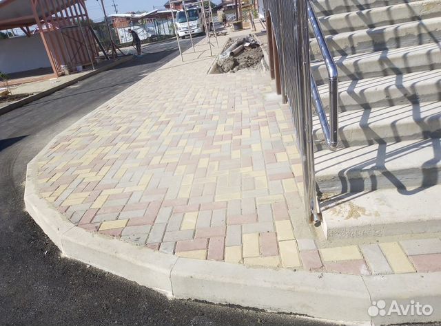 Укладка тротуарной плитки