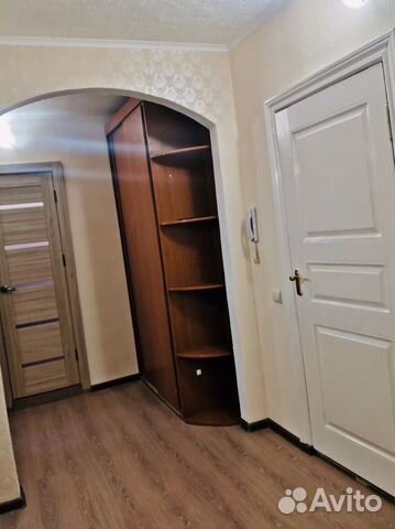 2-к квартира, 52 м², 4/10 эт.