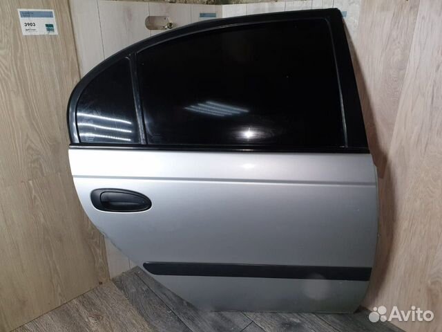 Дверь задняя правая Toyota Avensis 1 T22