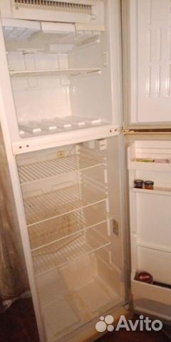 Холодильник Холодильник