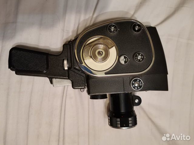 Советская кинокамера Quarz Zoom Советская кинокамера Quarz Zoom