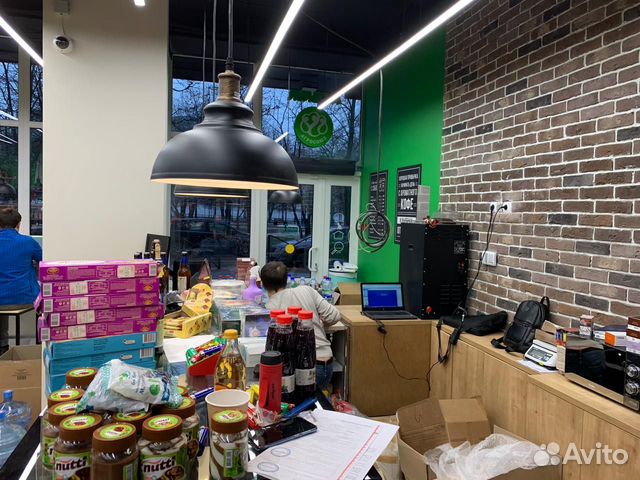 Стрит ритейл около метро, 92.8 м²