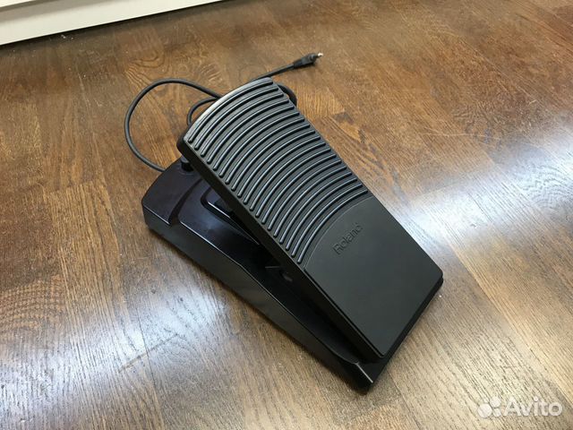Педаль экспрессии - Roland EV-7 новая Педаль экспрессии - Roland EV-7 новая