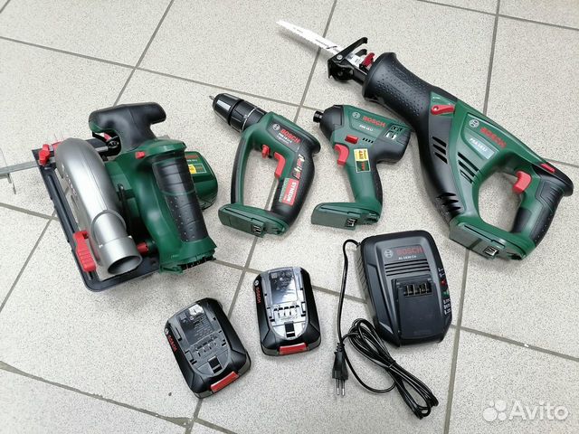 Набор аккумуляторных инструментов Bosch 18V Набор аккумуляторных инструментов Bosch 18V