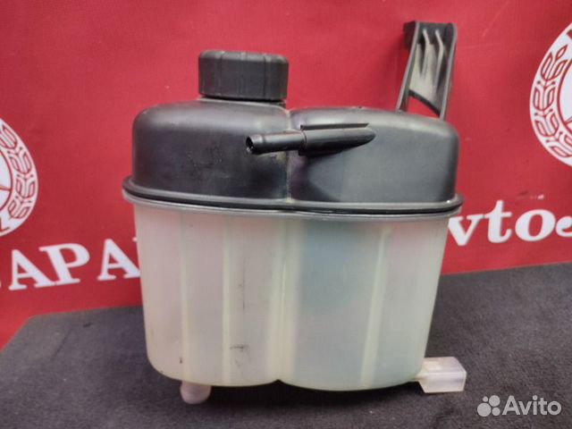Бачок расширительный Mercedes W245 A169 W245 B170 Бачок расширительный Mercedes W245 A169 W245 B170