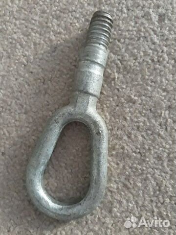 Буксировочный крюк