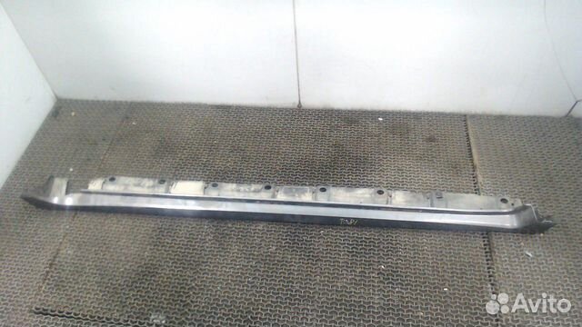 Накладка декоративная (на порог) правая Toyota Mat