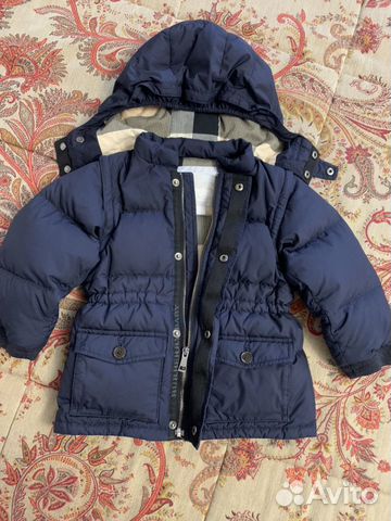 Пуховик- жилет Burberry Пуховик- жилет Burberry